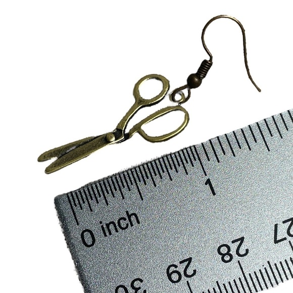 Scissor dangle earrings NWOT - Picture 4 of 4